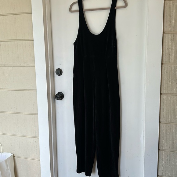 Free People Soft Black Scoop Neck ribbed Jumpsuit small - Picture 1 of 5